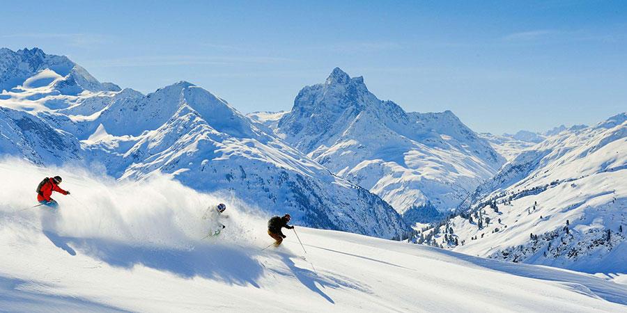 Neilson-Ski-Exclusive-2012-05-NL01-L